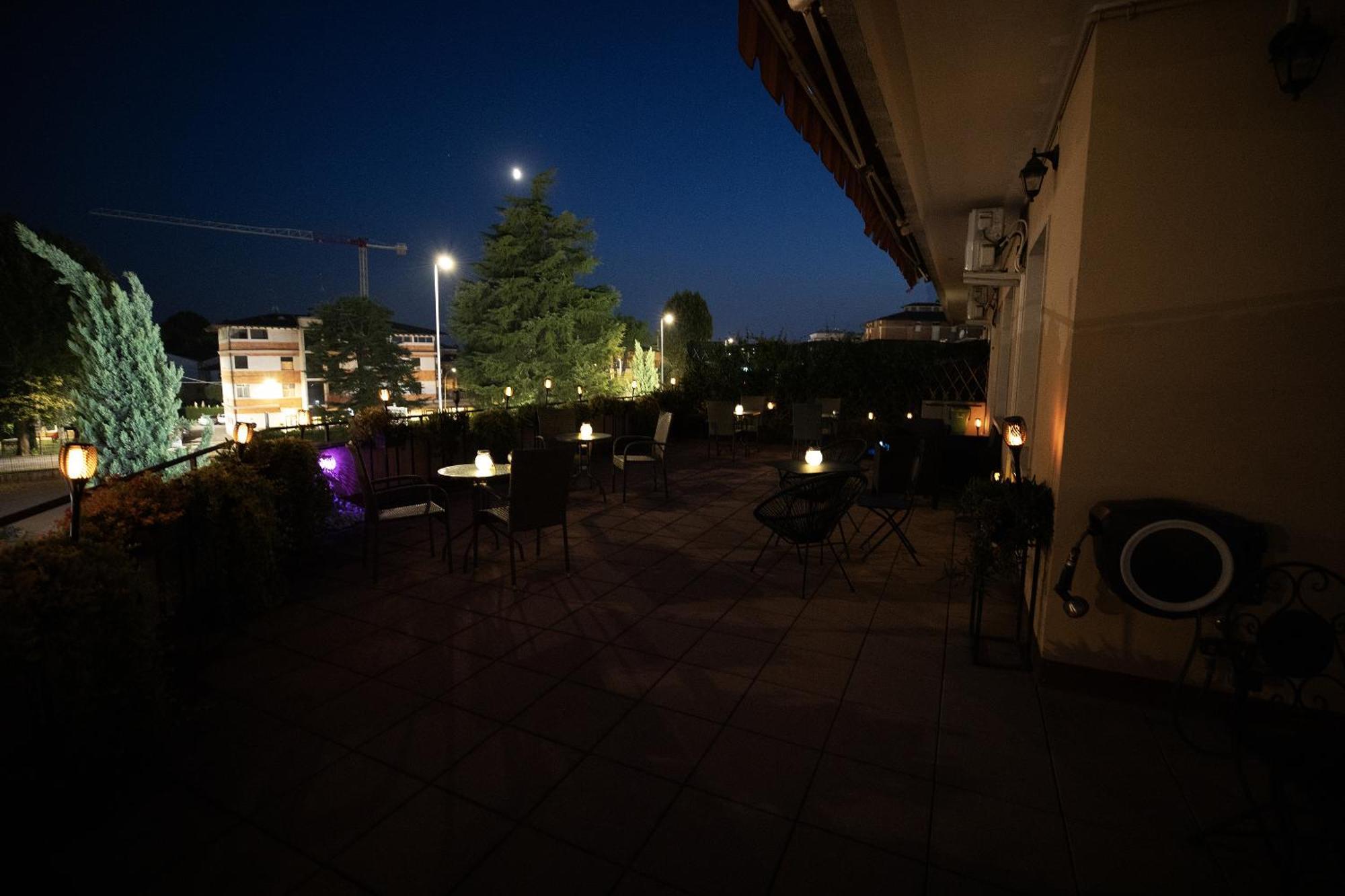 Bru Rooms Peschiera del Garda Exteriör bild