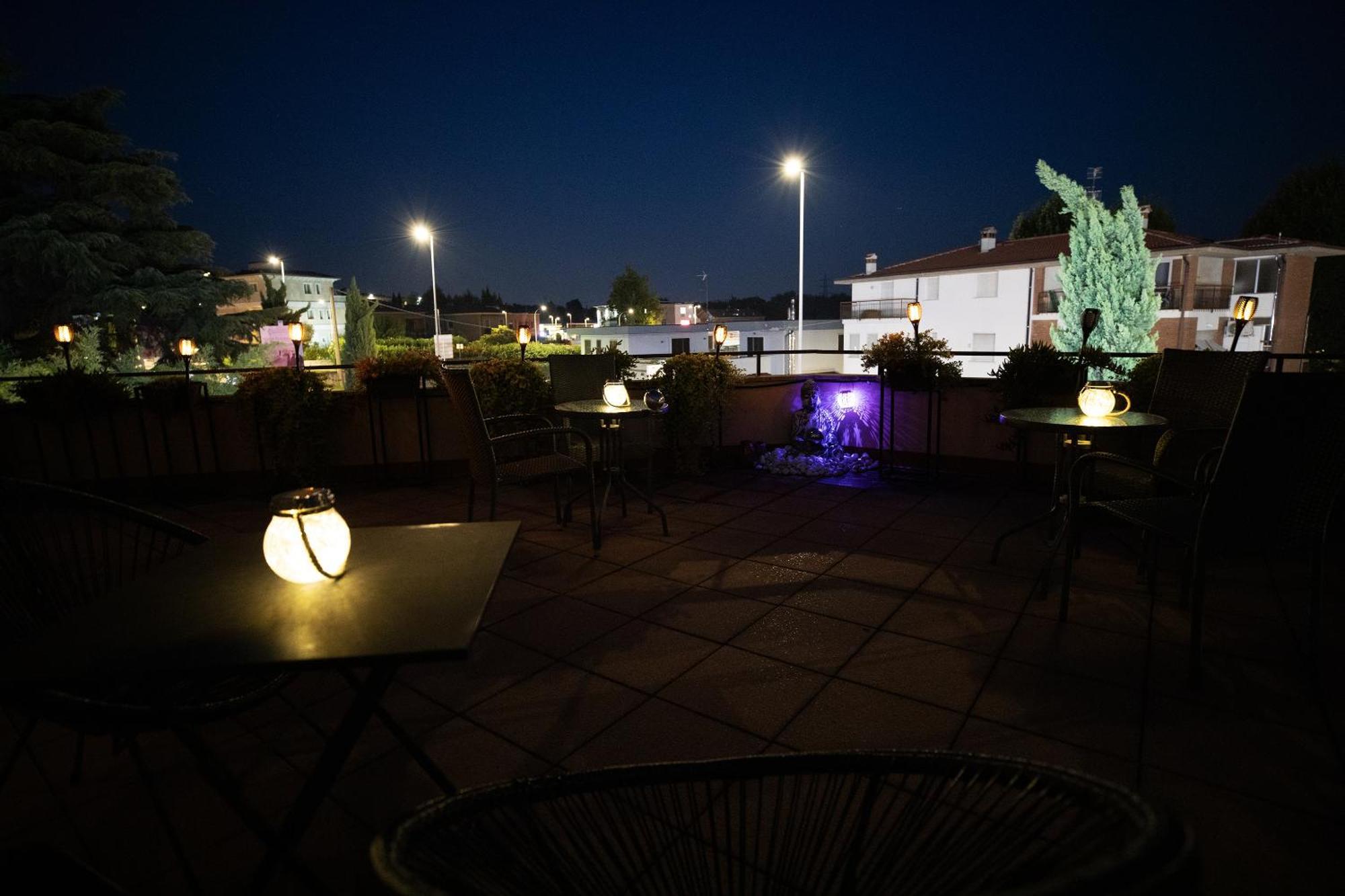 Bru Rooms Peschiera del Garda Exteriör bild