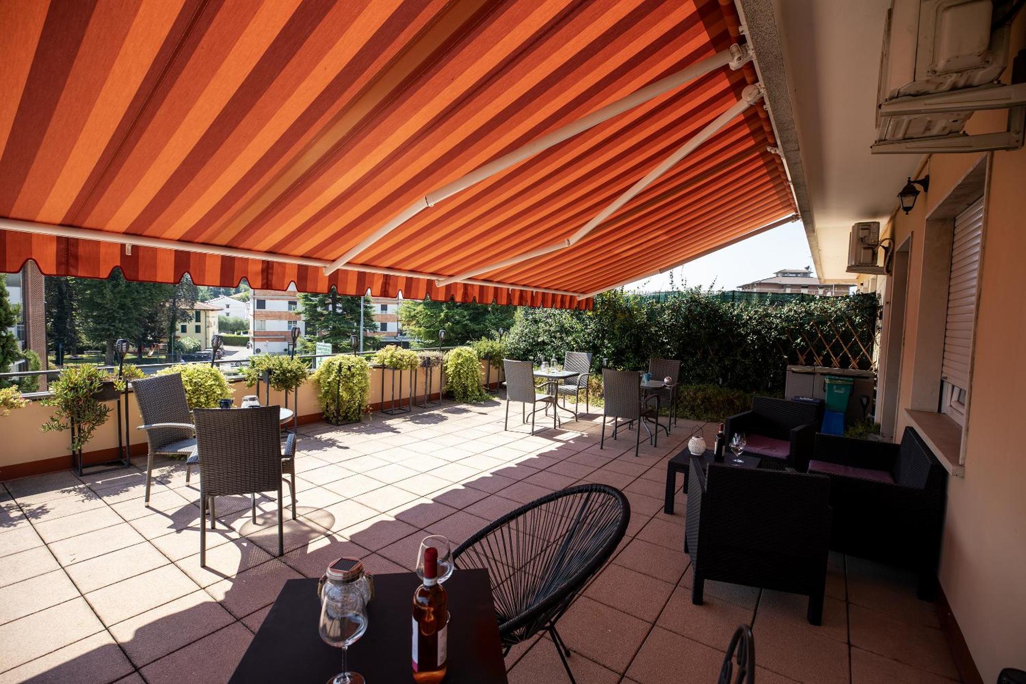 Bru Rooms Peschiera del Garda Exteriör bild