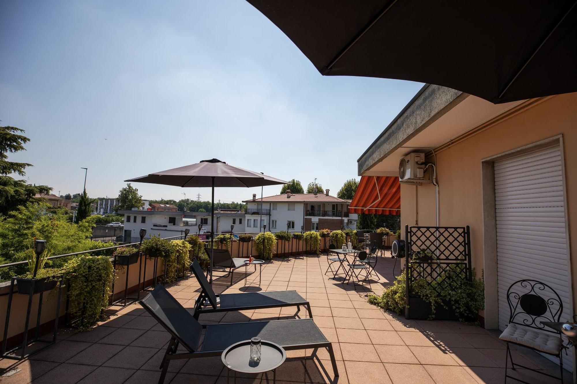Bru Rooms Peschiera del Garda Exteriör bild