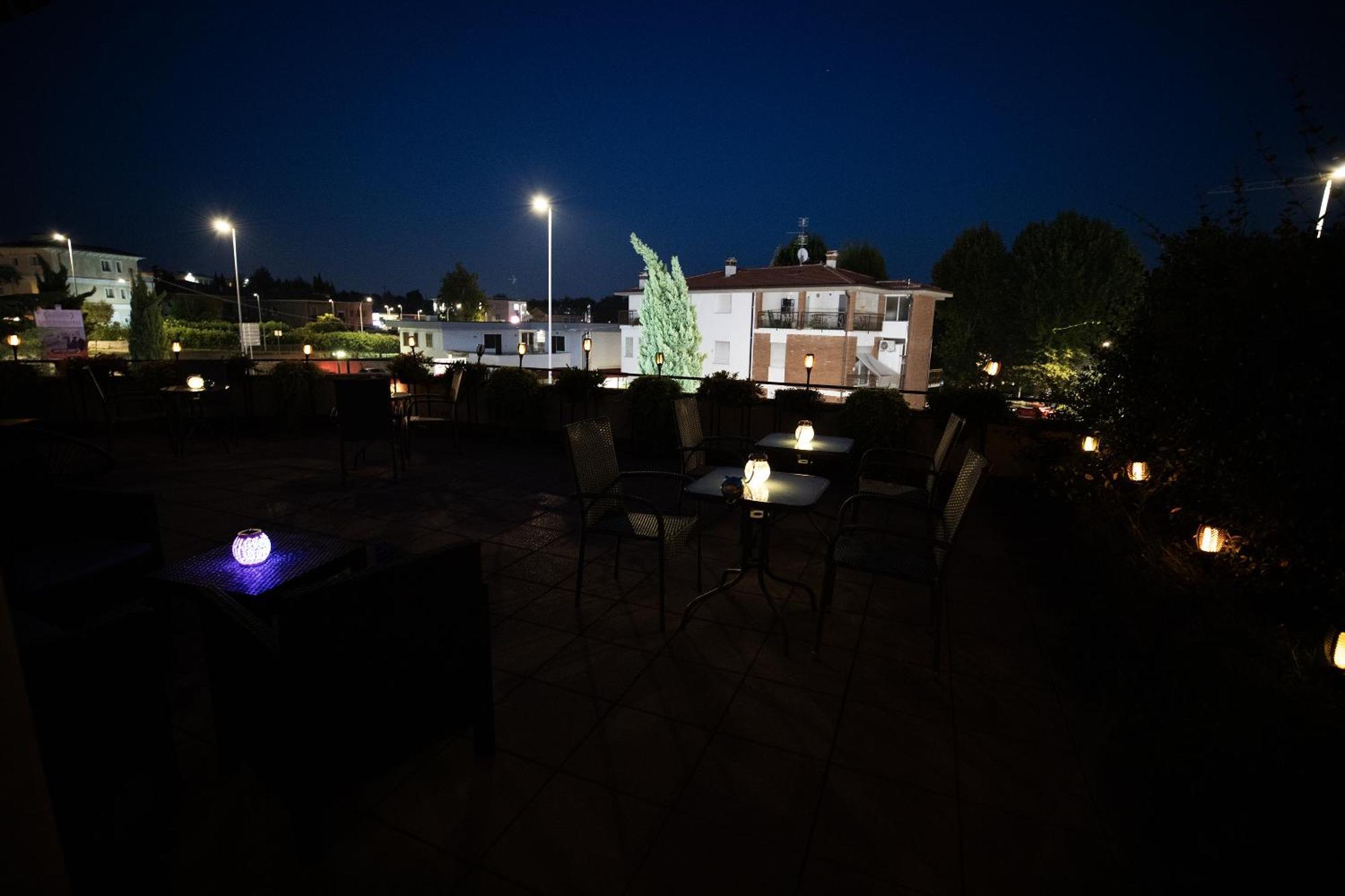 Bru Rooms Peschiera del Garda Exteriör bild